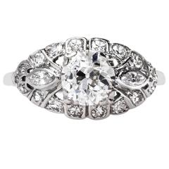 Glittering Art Deco EGL Certified Diamond platinum Engagement Ring 