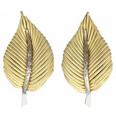 0.06Ct Diamond & 18k Yellow Gold, 18k White Gold Earrings - Vintage Circa 1950 5