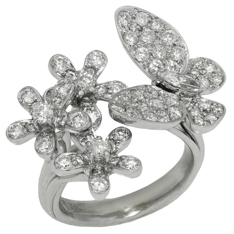 Diamond 18k White Gold Butterfly Flower Ring For Sale at 1stdibs