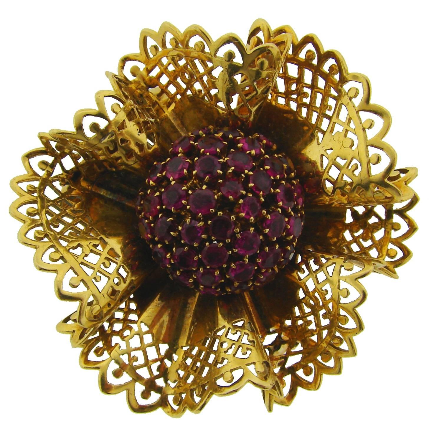 1950s Van Cleef & Arpels Ruby Gold Flower Brooch Pin