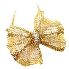 Van Cleef & Arpels Diamond Gold Bow Pendant Necklace