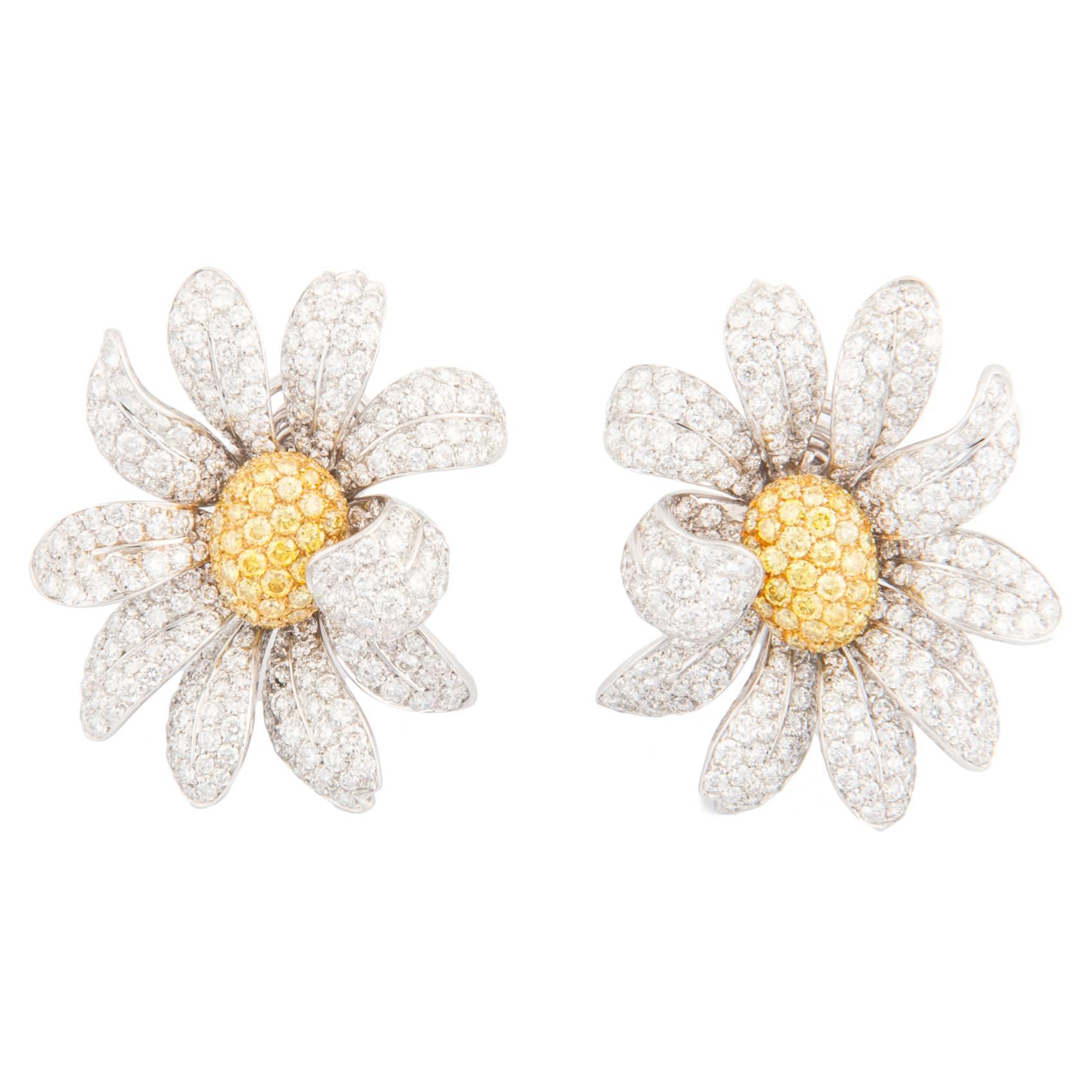 Ambrosi Daisy Diamond gold Earrings For Sale