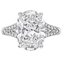 4.17 Carat Oval-Cut Diamond platinum Engagement Ring