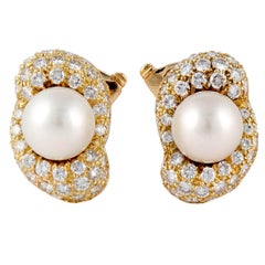 Van Cleef & Arpels Pearl Diamond gold Earrings