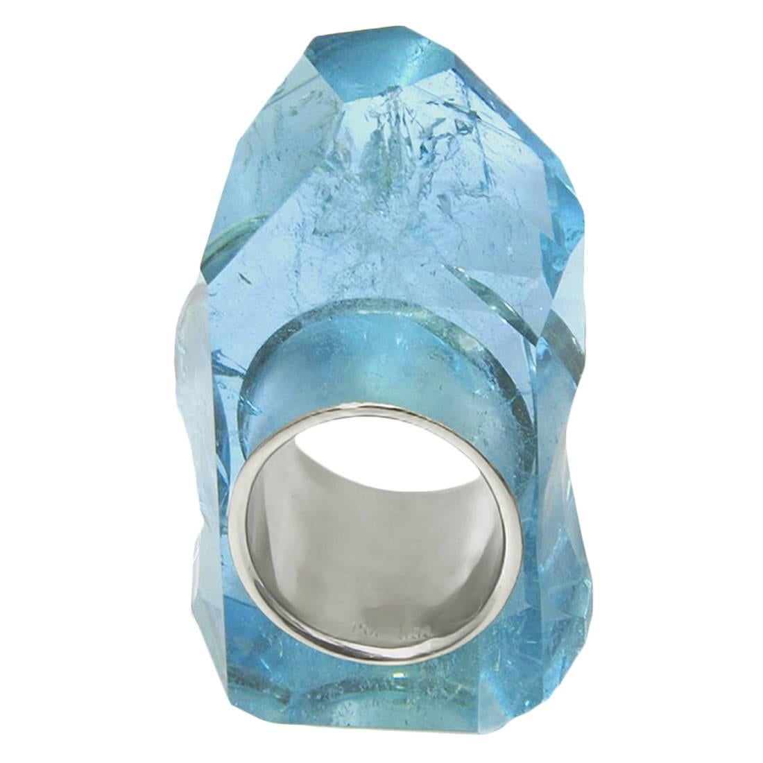 One of a Kind Ring in 18 Carat White Gold, with 1 Aquamarine of 140.4 ct For Sale