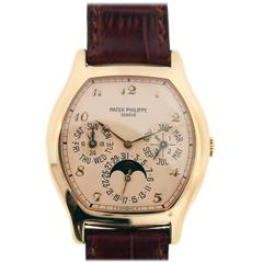 Patek Philippe Yellow Gold Perpetual Calendar Wristwatch Ref 5040J 1