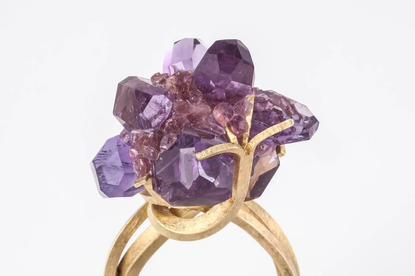 Contemporary Donna Brennan Amethyst Crushed Pink Tourmaline Gold Ring For Sale