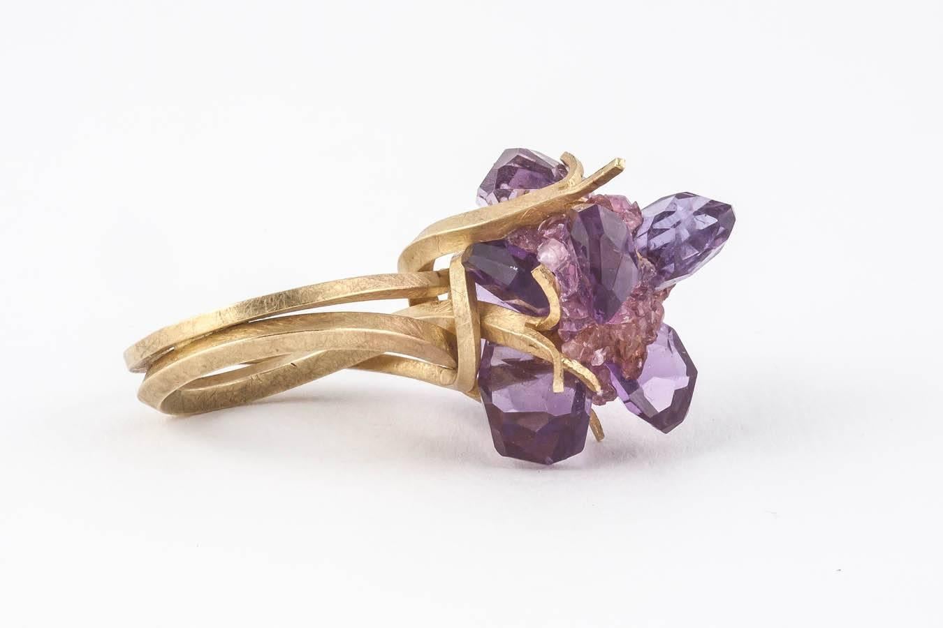 Donna Brennan Amethyst Crushed Pink Tourmaline Gold Ring In New Condition For Sale In London, GB