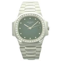 Retro Patek Philippe platinum diamond Nautilus Wristwatch ref 3800