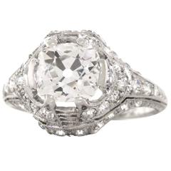 Art Deco 3.03 Carats Total Weight Diamond Platinum Engagement Ring 9