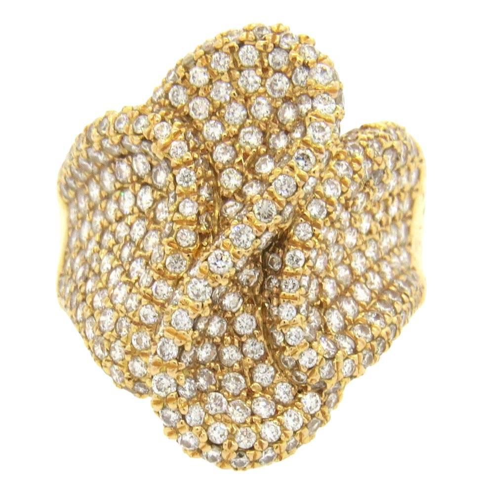 Impressive Rings Impressive Diamond Gold Ring at 1stDibs