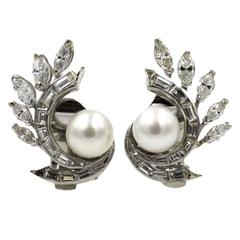 1940s Van Cleef & Arpels Pearl Diamond Platinum Clip Earrings