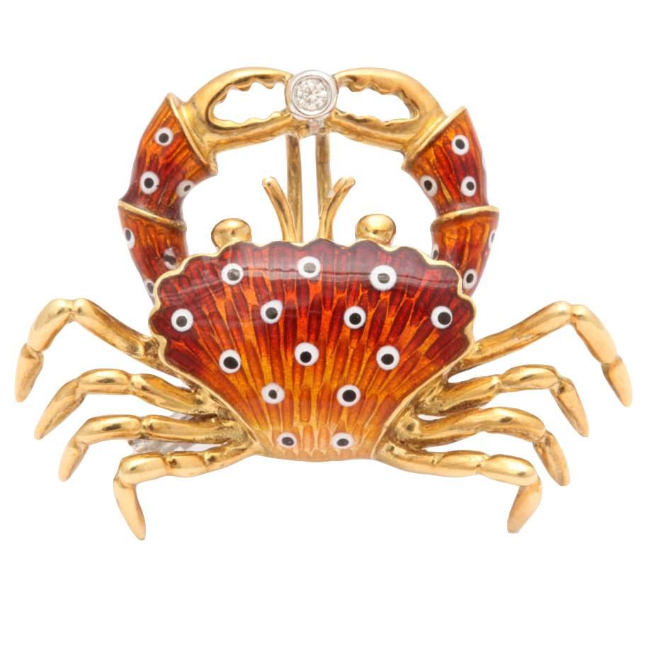 Charming Italian Gold and Enamel Crab Pin/Pendant For Sale
