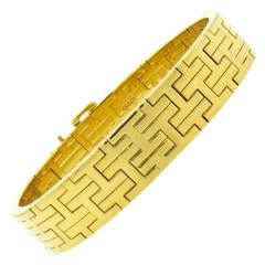 Classic H Pattern Hermes Gold Bracelet