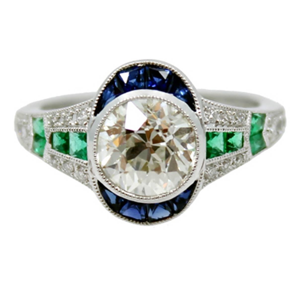 Art Deco 1.57 Carat Old Mine Cut Diamond Sapphire Emerald Platinum Ring  For Sale