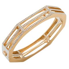 Diamond gold hinged bangle bracelet