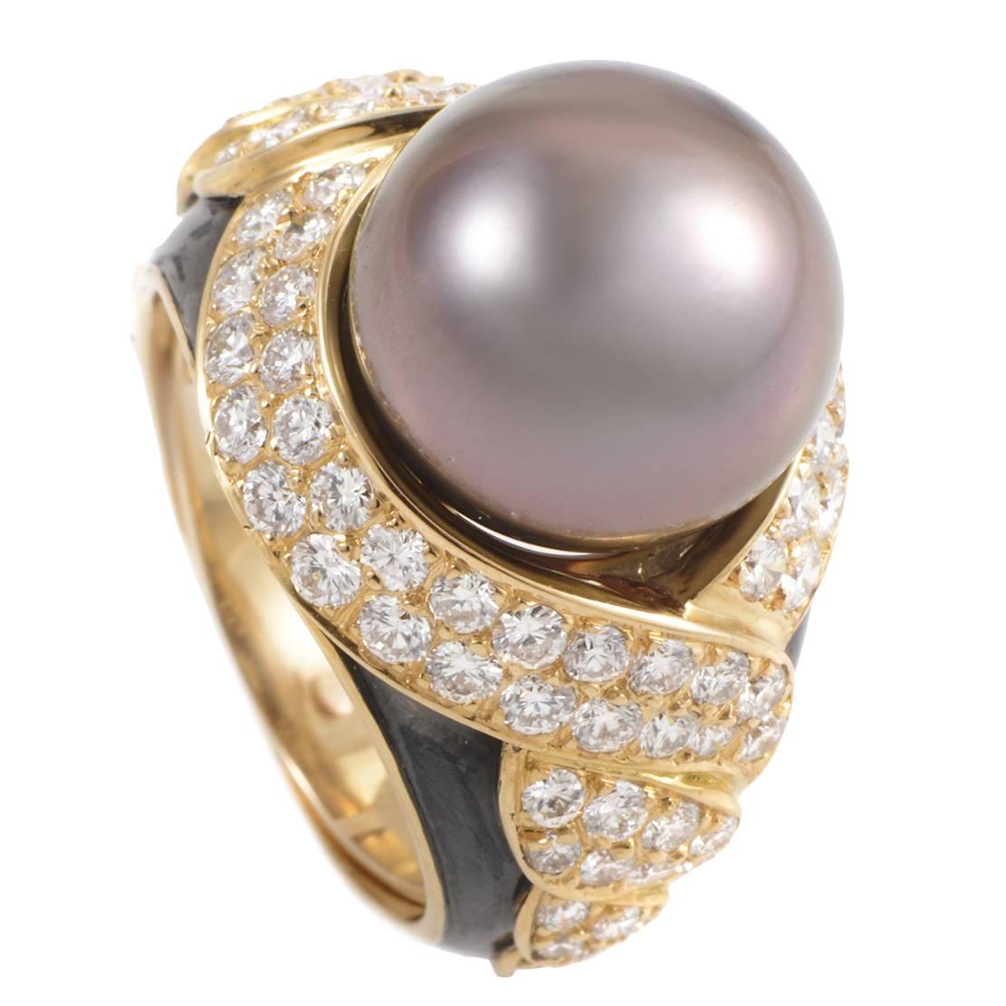 Van Cleef & Arpels Black Pearl Gold Ring