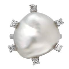 Baroque Pearl 
Diamond Cocktail Ring