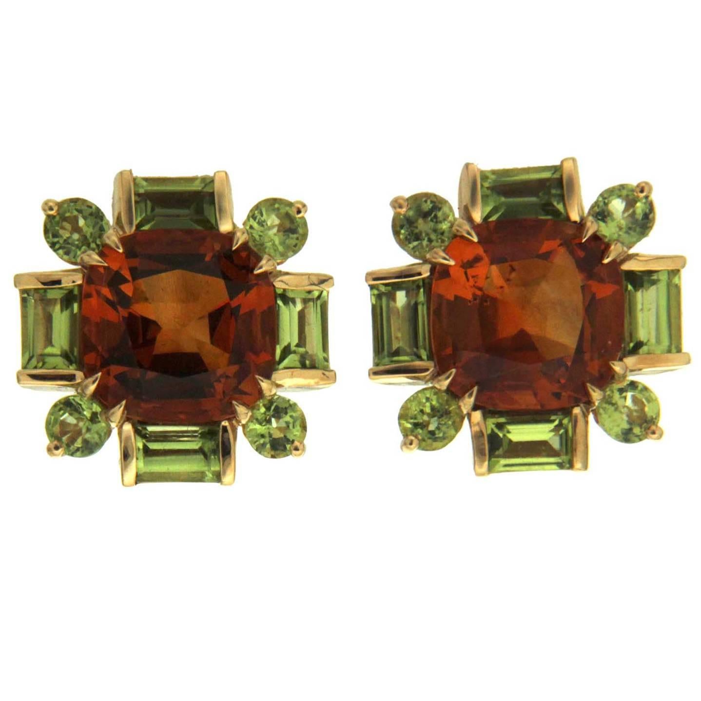 Cushion Citrine earrings with round and baguette peridots