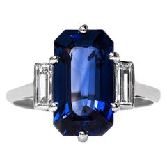 Remarkable Art Deco 4.25 Carat Rectangular Sapphire Diamond Engagement Ring 