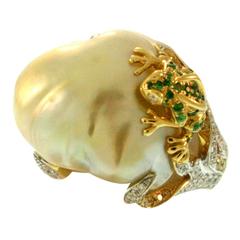 Baroque Green Tsavorite Golden South Sea Pearl Diamond Gold Frog Ring