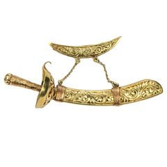 Antique Sword and Sheath Engraved Gold Jabot Brooch Pin 2