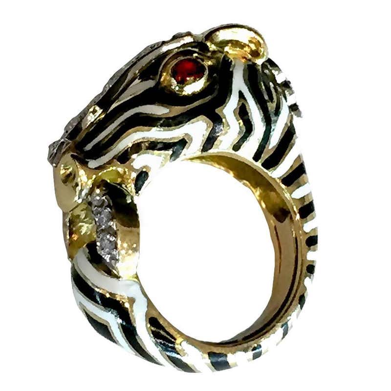 David Webb Enamel Diamond Gold Zebra Ring at 1stDibs | david webb zebra ...