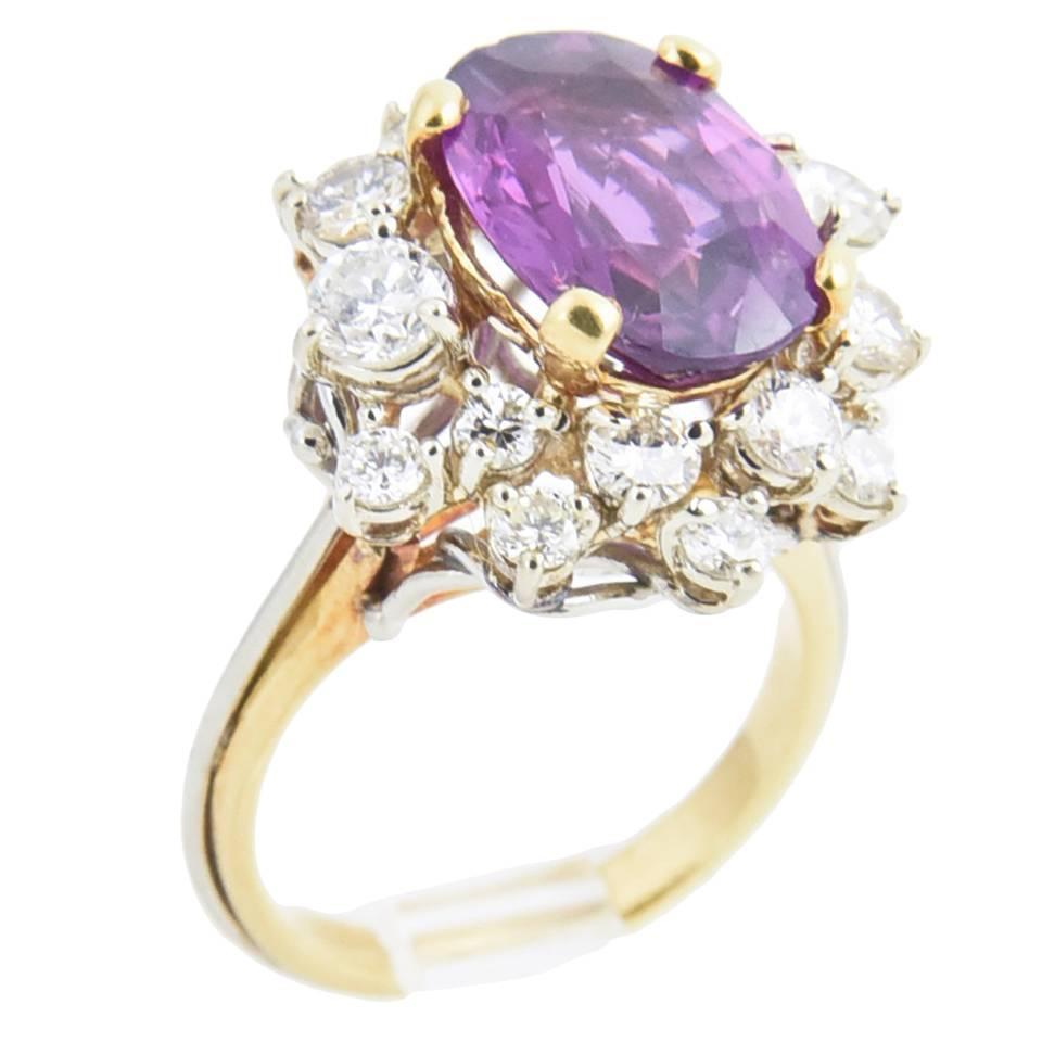 4 Carat Oval Pinkish Purple Sapphire Diamond Gold Cocktail Ring with GIA Cert For Sale