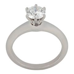 0,89 Karat Tiffany & Co.  Runder Brillant Diamant Platin Solitär Ring