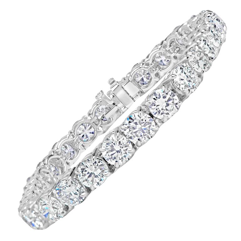 Diamond Platinum Brilliant Tennis Bracelet 28.80 Cts. For Sale at 1stdibs