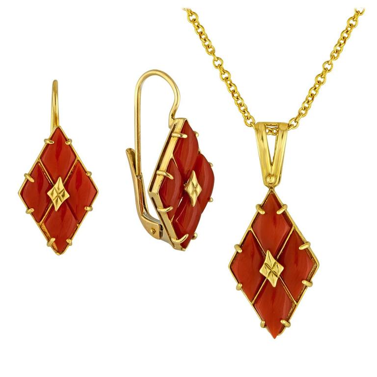 Italian C Gold Earring And Pendant Set At 1stdibs - Italian Gold Earrings And Pendant Set Italian C Gold Earring And Pendant Set At 1stdibs - Italian Gold Earrings And Pendant Set