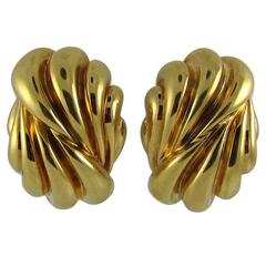 Tiffany & Co. Polished Gold Earclips 