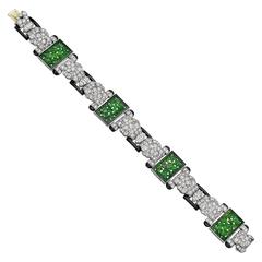 1920s Art Deco Carved Jade Diamond Platinum Panel Bracelet