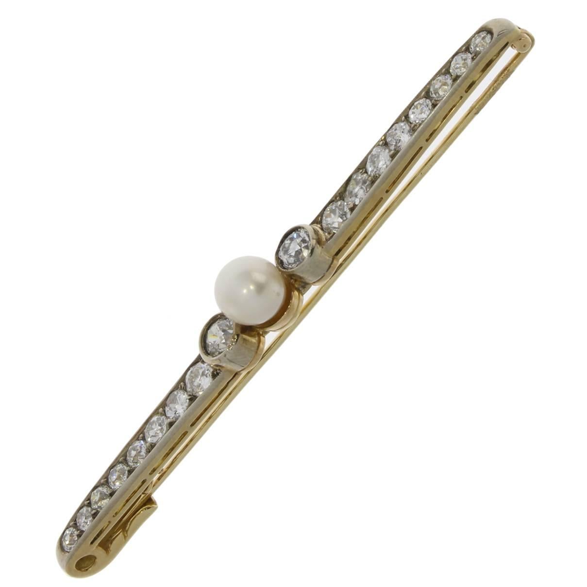 Diamond and Pearl 18 Carat Yellow Gold Brooch For Sale