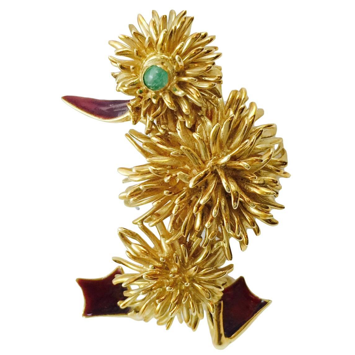 1980s Kutchinsky 18 Karat Gold, Enamel and Emerald Duck Brooch For Sale