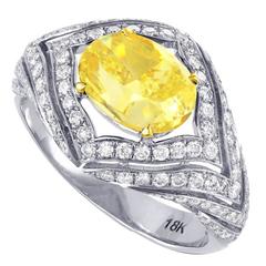 2.24 Carat GIA Cert Oval Shape Natural Fancy Intense Yellow Diamond Gold Ring