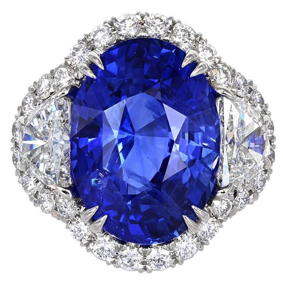 12.38 Carat Ceylon Sapphire Diamond Three Stone Platinum Ring For Sale