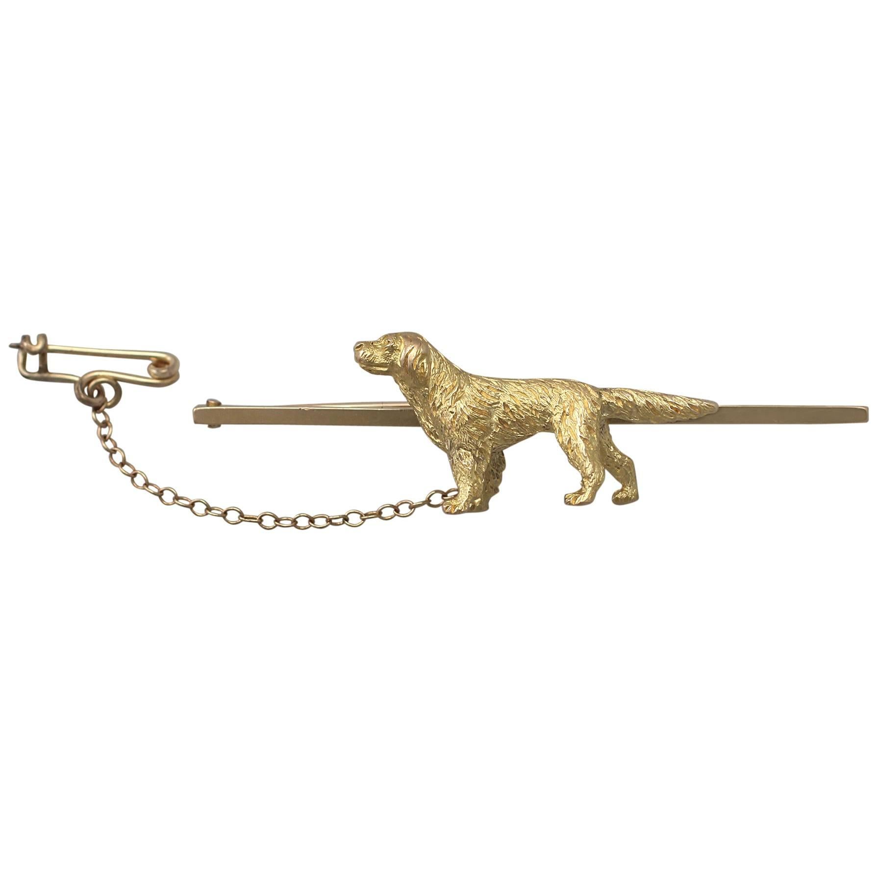 15 Karat Yellow Gold 'Retriever' Bar Brooch, Antique, circa 1900