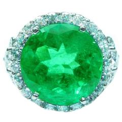 7.21 Carat Colombian Emerald Diamond Gold Ring