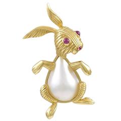 Vintage Cellino Pearl Ruby Gold Dancing Bunny Pin