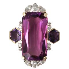 1970s 21.82 Carat Amethyst 1.59 Carats Diamonds Gold Cocktail Ring 9