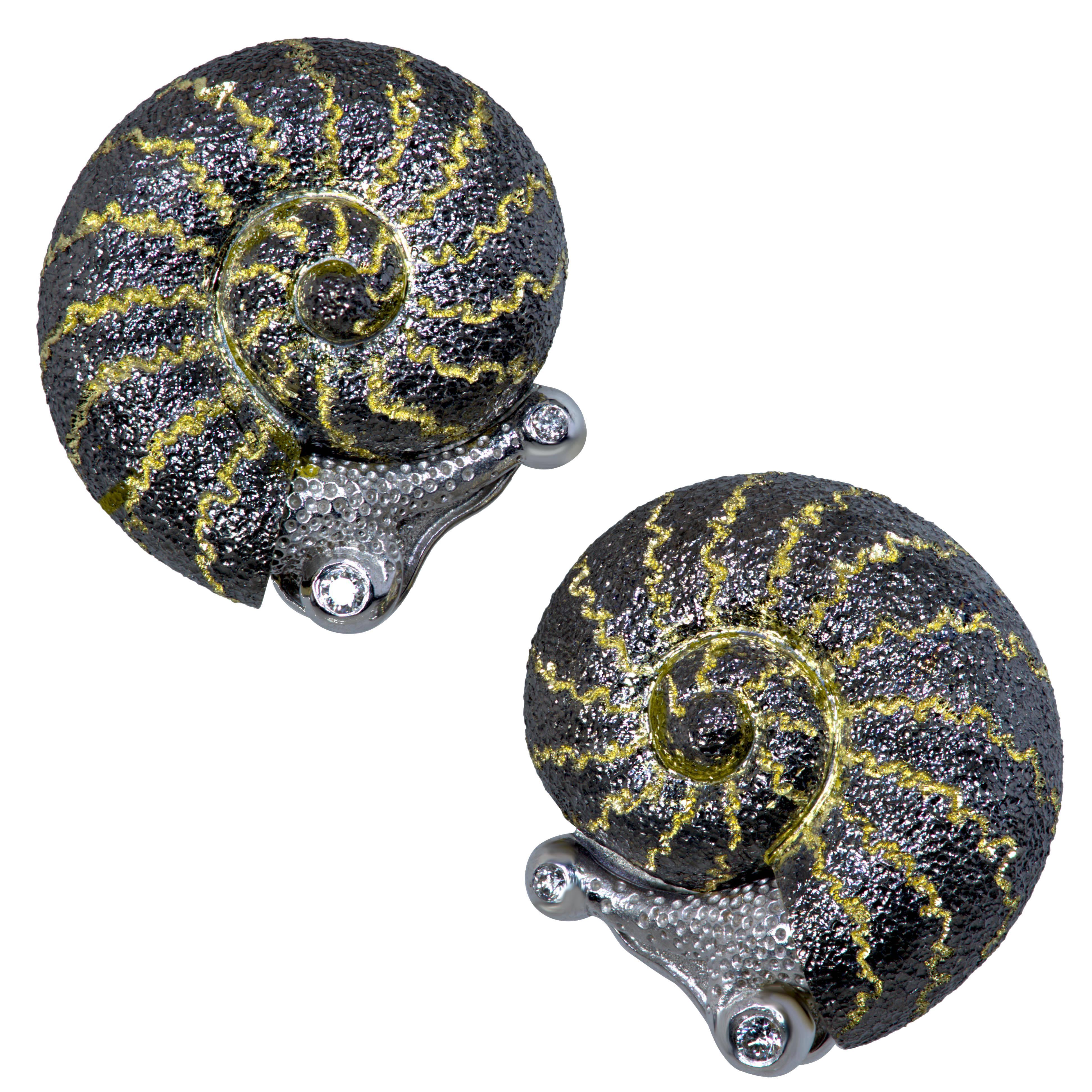 Alex Soldier uses snails as an allegory for slowing down and enjoying life. He has created more than 25 jewel encrusted snails, each unique and one-of-a-kind. It became an instant classic and one of the brand's signature heirlooms with the quality