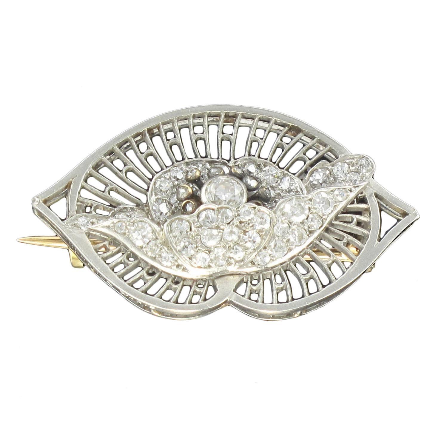 1930s Boucheron Diamond Platinum Brooch