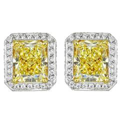 Chopard 3.45 Carat Natural Yellow Diamond Two Color Gold Stud Earrings