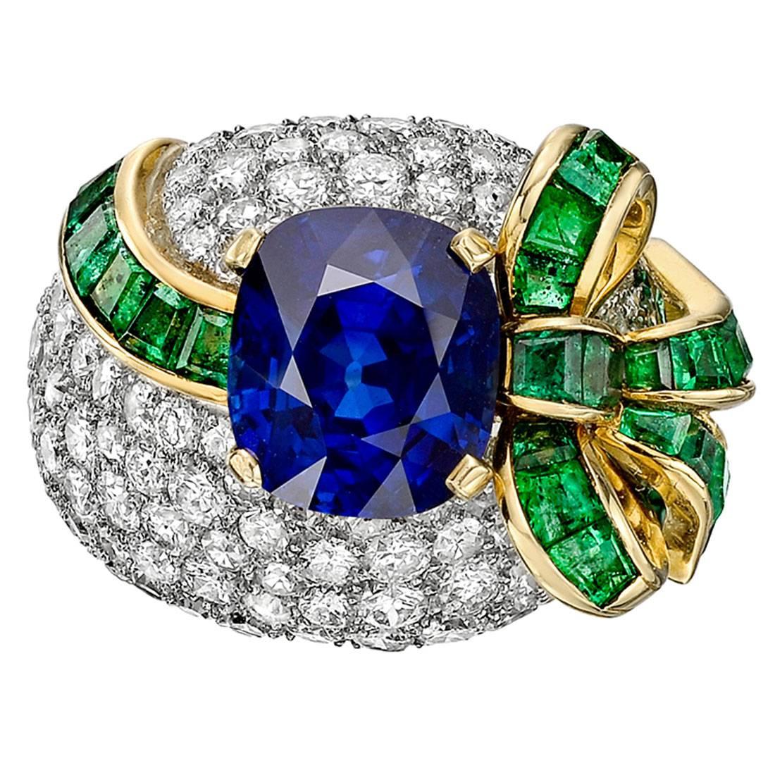 5.09 Carat Sapphire Emerald Diamond Two Color Gold Ring