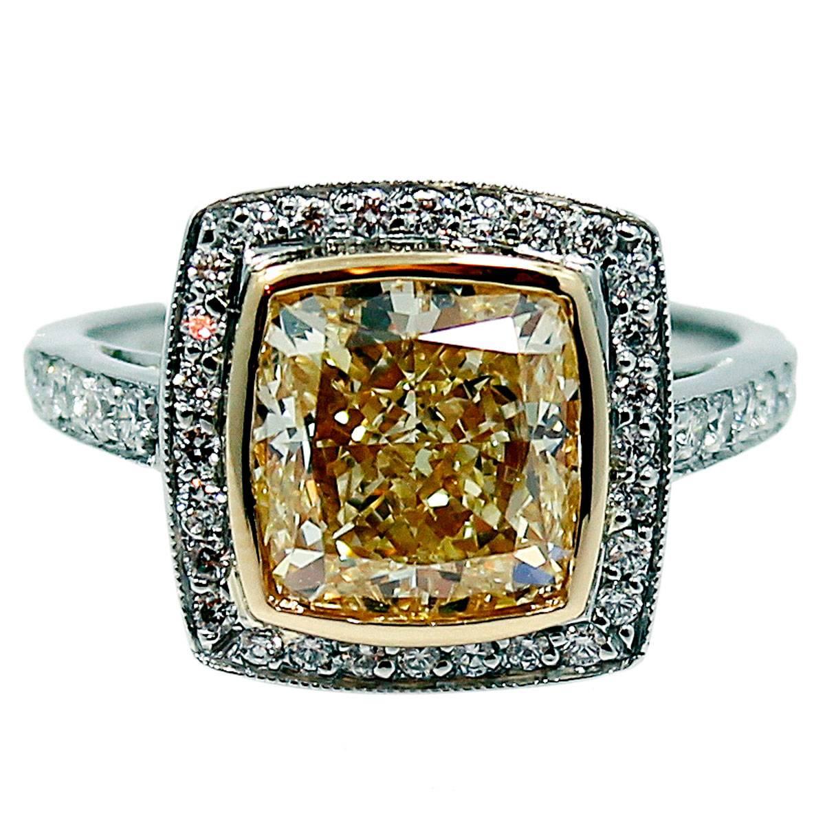 5.55 Carat Fancy Light Yellow Radiant Diamond Engagement Ring For Sale