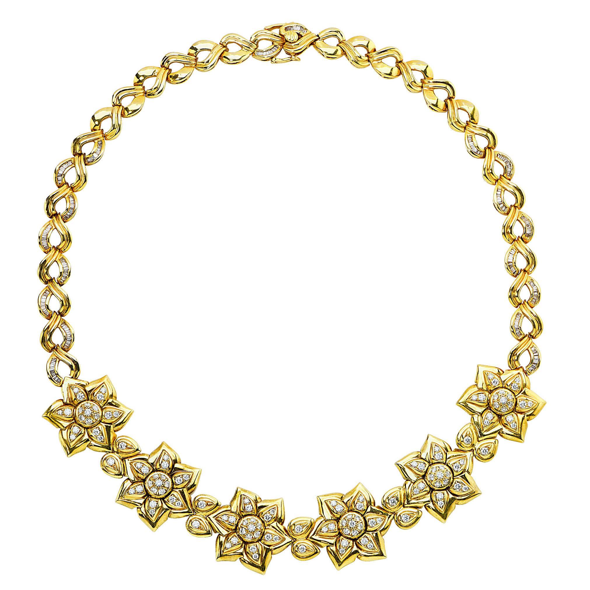 Diamond Gold Flower Motif Necklace