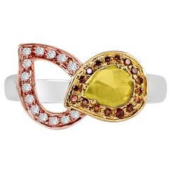 Slice Diamond Gold Paisley Ring