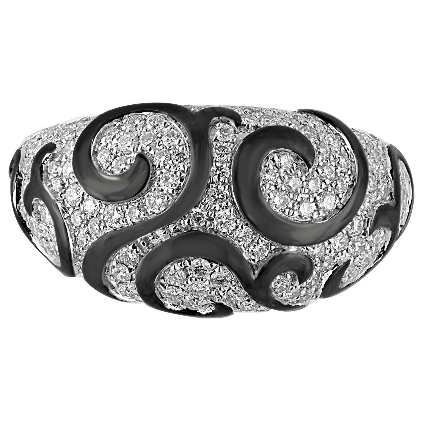 Bague dôme en or émaillé noir et diamants de 1,15 carat