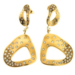 Gatto Gold Satin Florest Earrings 